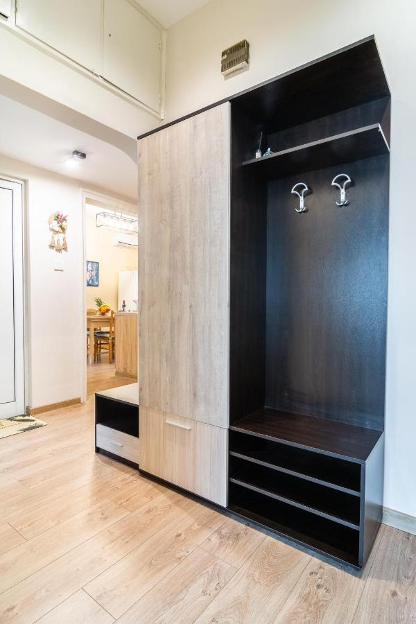 Madrid 2Bdr W Free Parking Near Metro, Serdika Mall Sofia Bagian luar foto